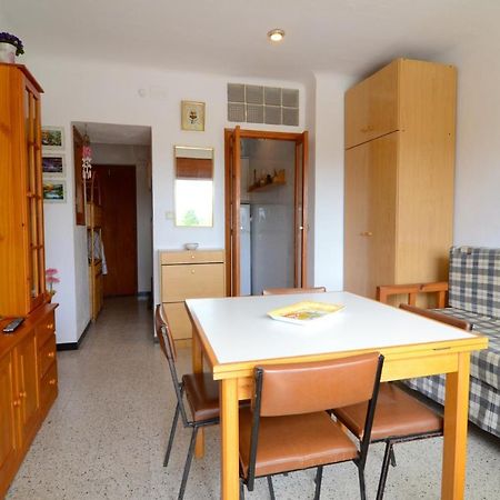 Apartamentos Riells de Mar L' Escala Exterior foto