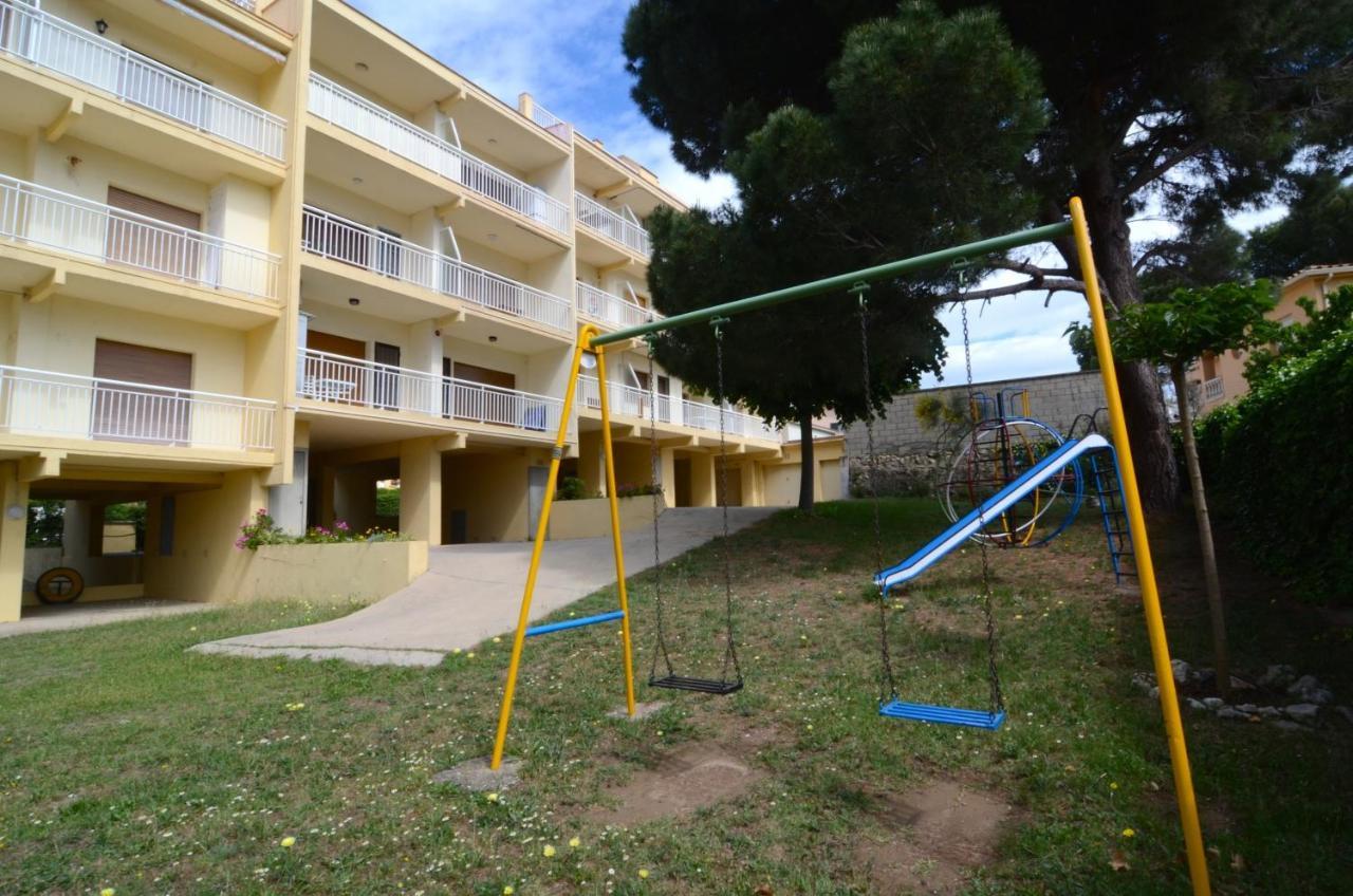 Apartamentos Riells de Mar L' Escala Exterior foto